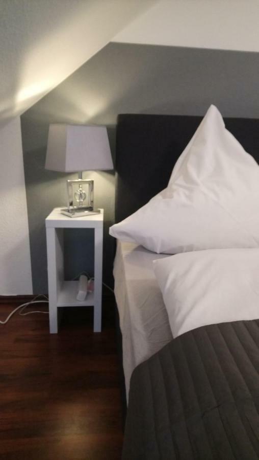 Ferienwohnung Mit 2 Schlafzimmern Und Parkplatz Erfurt Ngoại thất bức ảnh